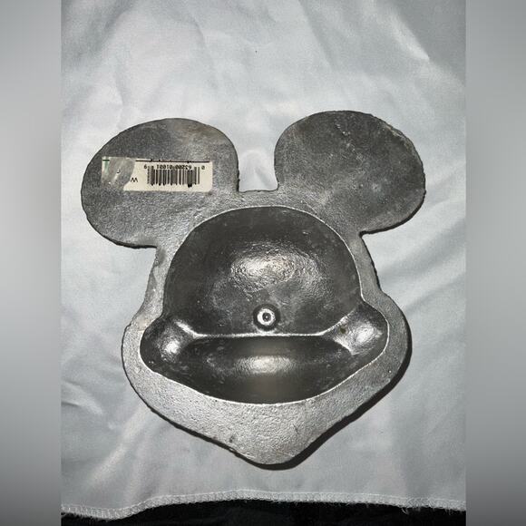 Vintage Disney Mickey Mouse Silver Wall Plaque 1950s Collectible Metal Decor - Picture 5 of 10